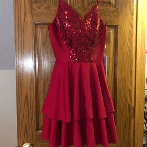 Red cup cake style homecoming dress, Brand new!